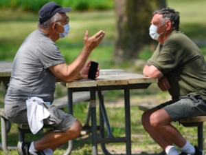 Experts Agree on Masks