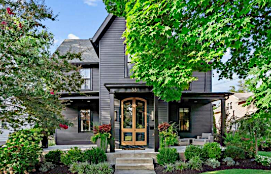 33 East Chestnut